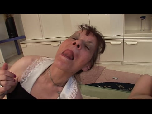 ❤️ To bestemødre og en bestefar har en trekant ❤️ Superporno på porno no.stroybassein.ru ❌