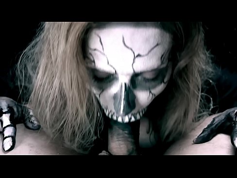 ❤️ Demon jente suger kuk med sin svarte munn og svelger cum. ❤️ Superporno på porno no.stroybassein.ru ❌